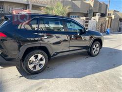 تۆیۆتا ڕاڤ 4